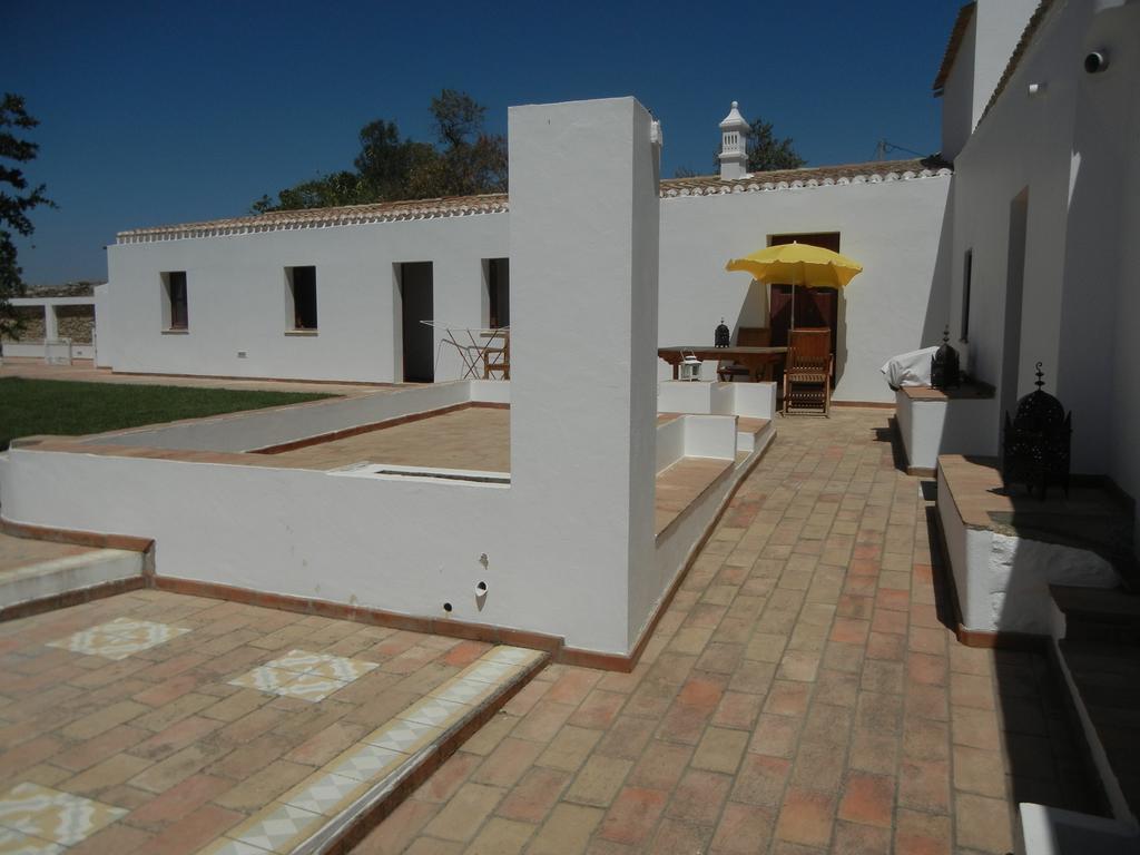 Casa Da Escola Hotel Boliqueime Buitenkant foto